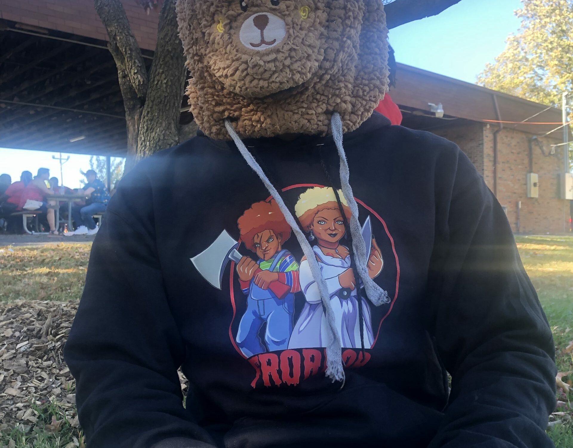 CHUCKY & BRIDE HOODIE (Black)