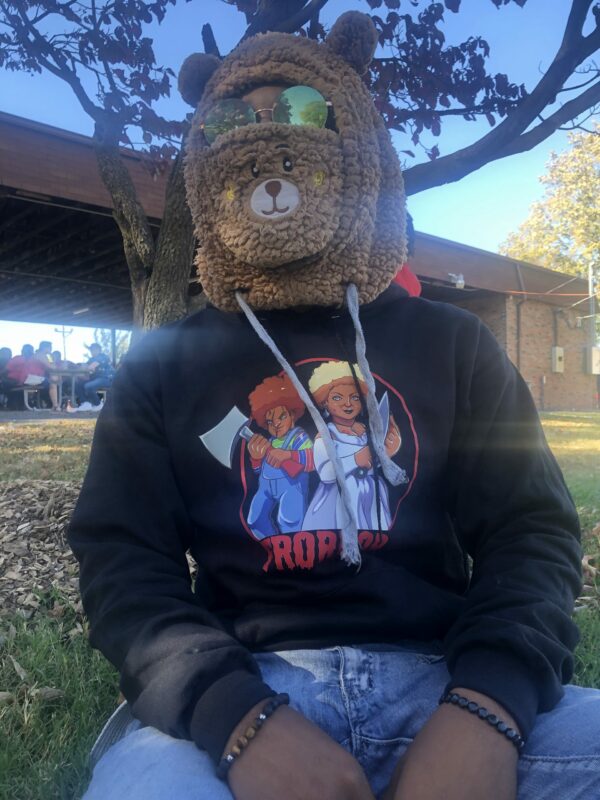 CHUCKY & BRIDE HOODIE (Black)